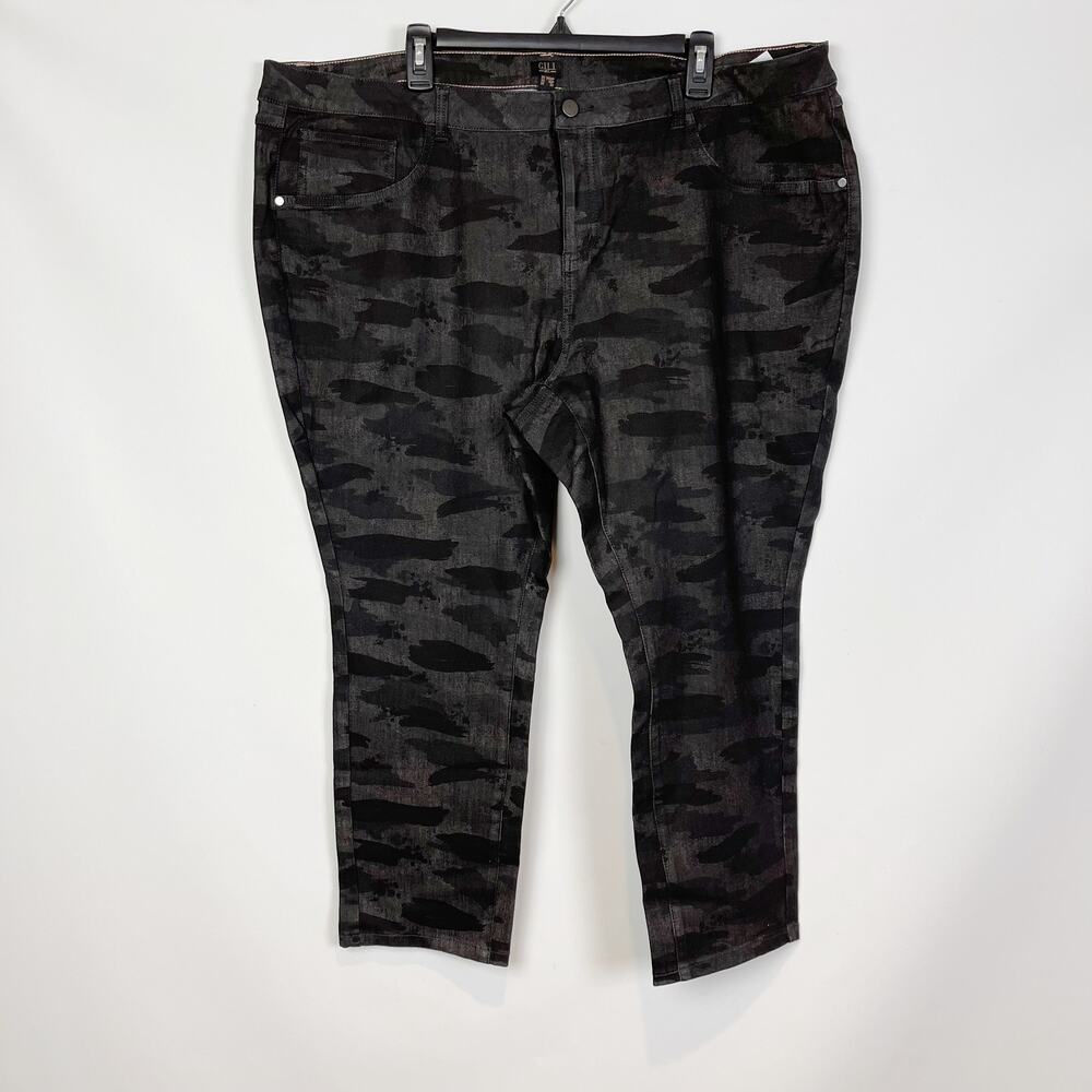 G.I.L.I. Women Dual Stretch Denim Jeggings 28W PETITE Grey Black Camo Print NWOT - Picture 2 of 5